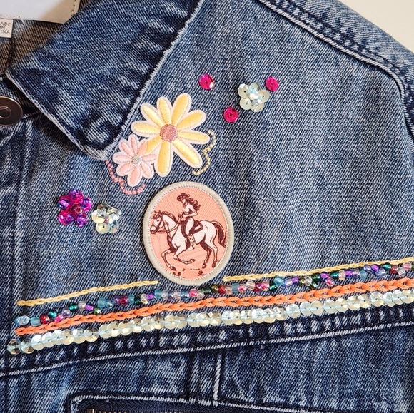 CUSTOM NWT Embroidered Western Denim Cargo Jacket, Size Large - Picture 10 of 14